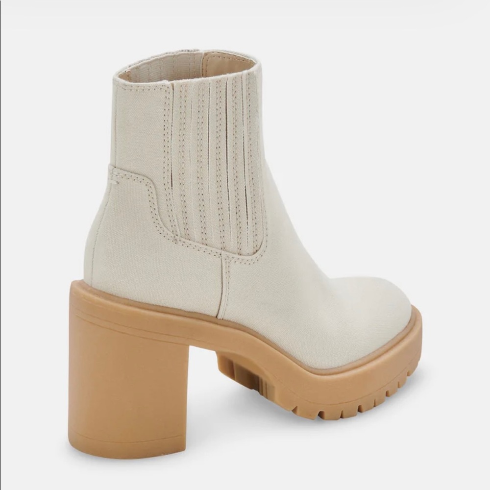 Dolce Vita Castor Booties - Picture 3 of 7